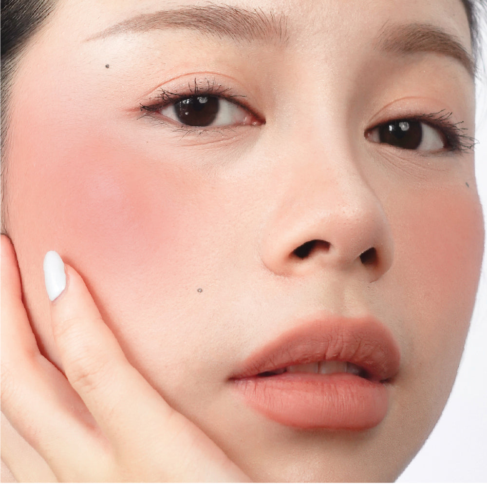 Hyaluronic Liquid Blush in She's That Girl on fair skin