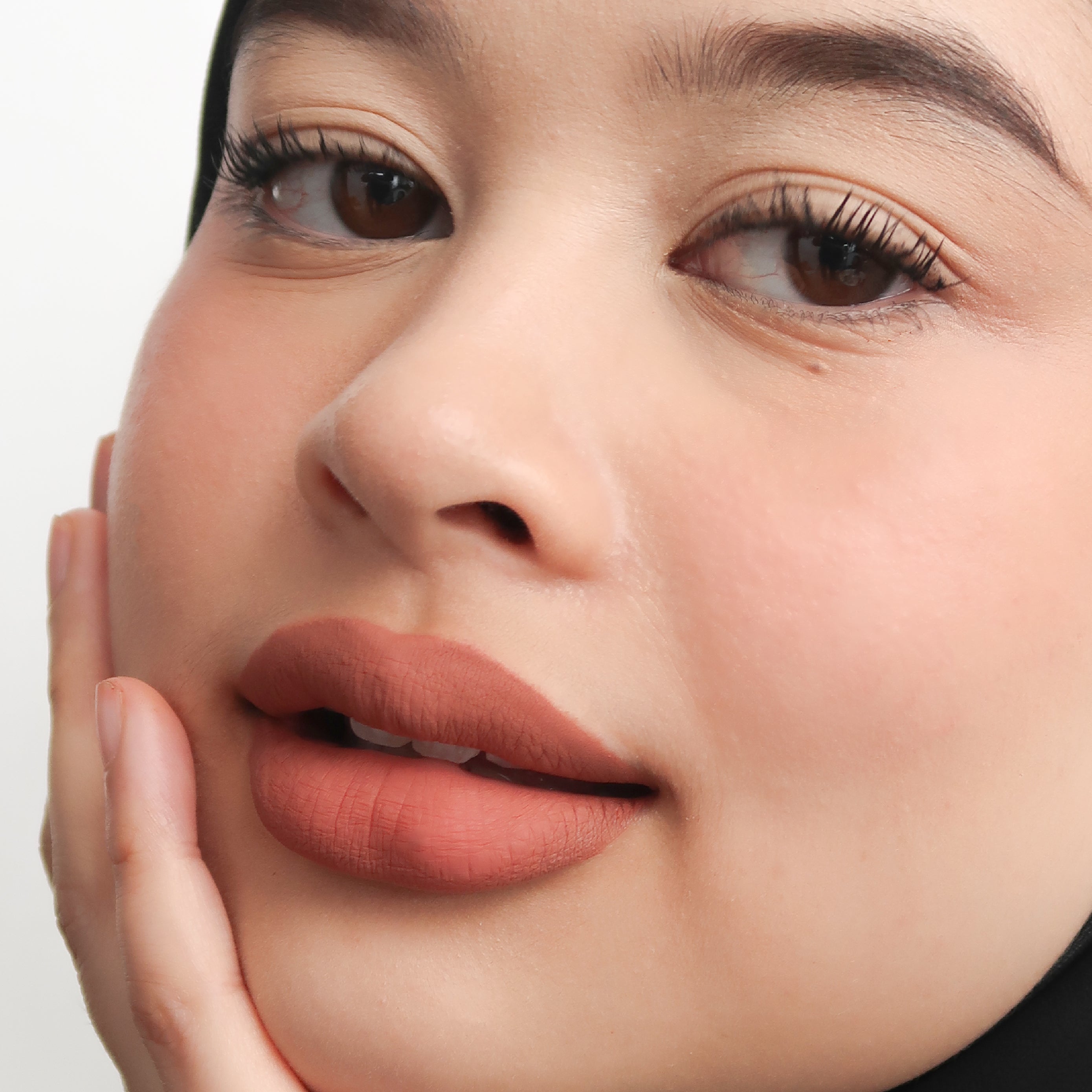 Peptide Hydra-Matte Lipstick in Jelly Bean