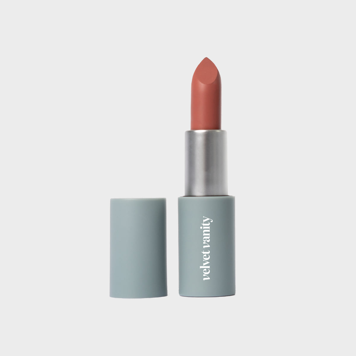 Soft Blur Glide-On Lipstick in Bloom