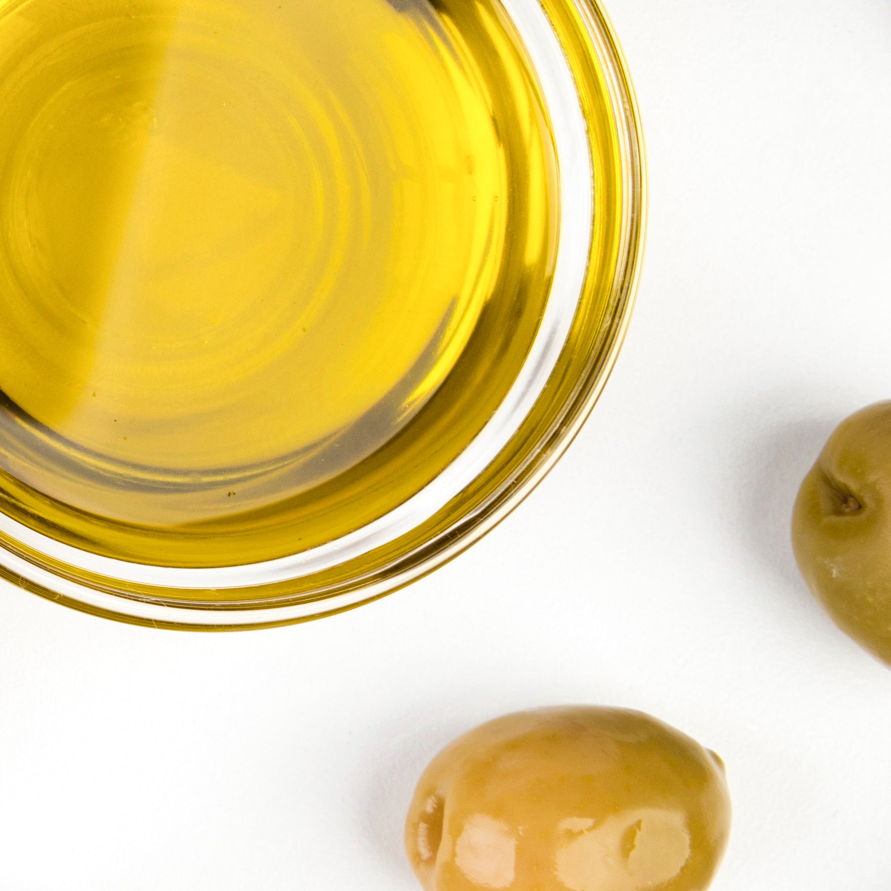 top-view-olive-oil-with-copy-space.jpg