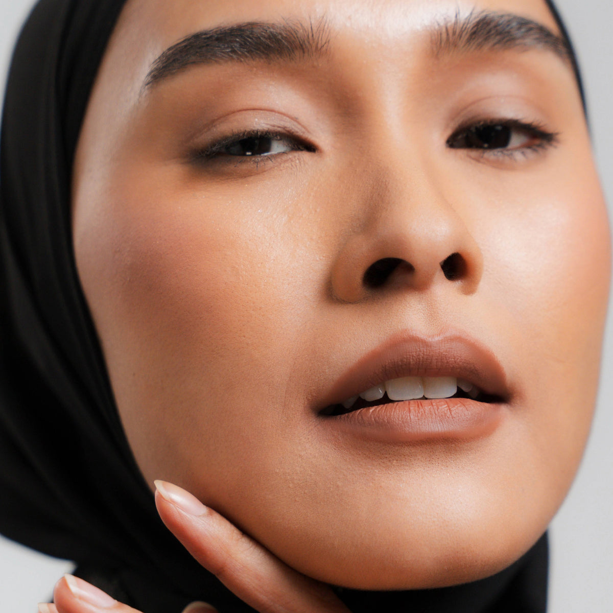 Soft Blur Lip Liner in Chai on medium skin