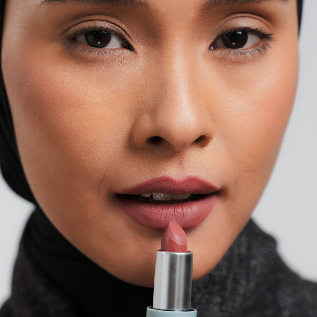 Soft Blur Glide-On Lipstick in Whimsy on medium skin